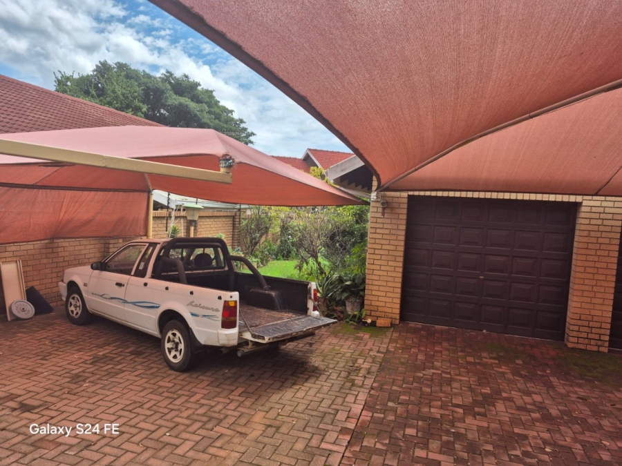 4 Bedroom Property for Sale in Protea Park North West